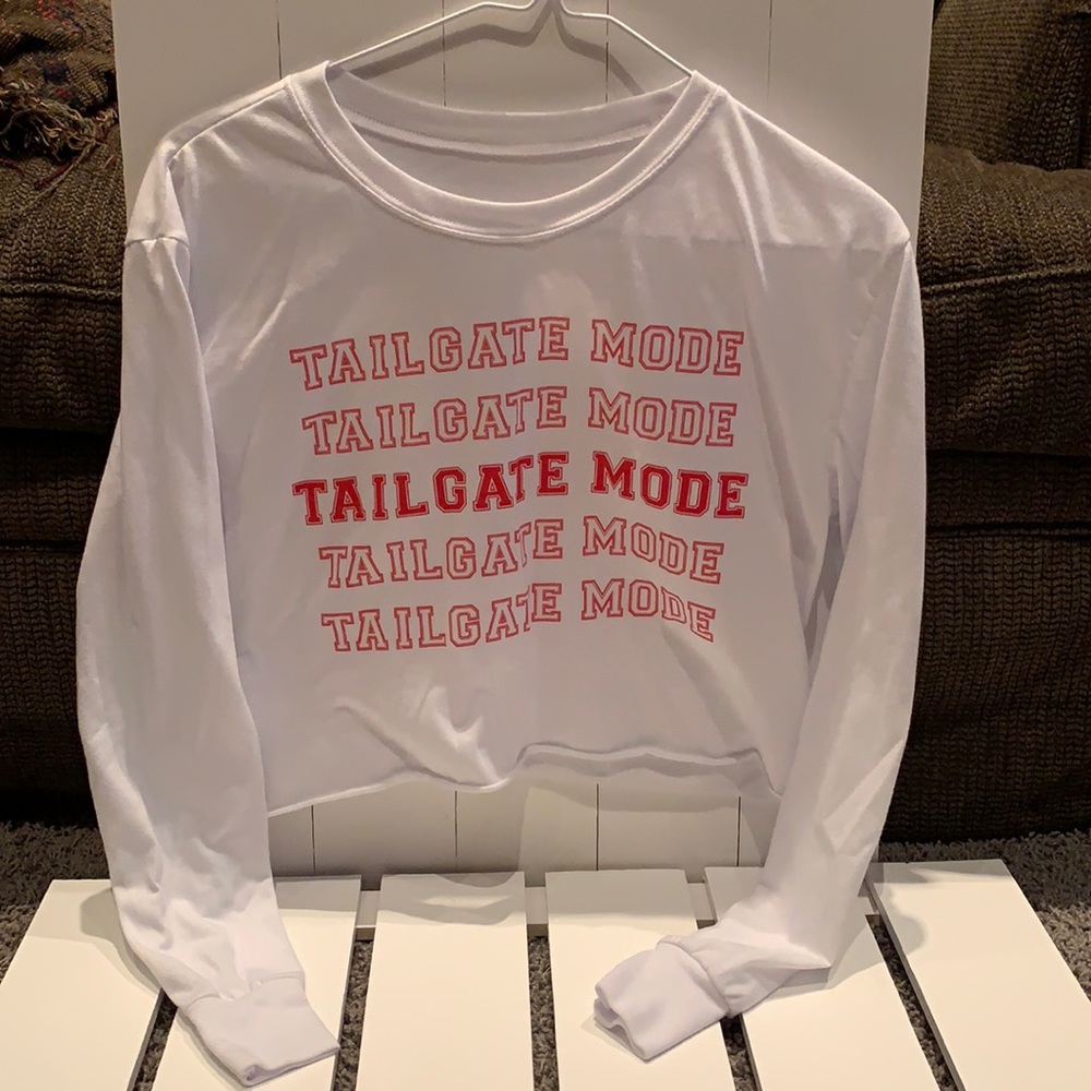 women's small "tailgate mode" long sleeve shirt